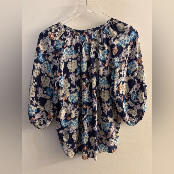 Rebecca Taylor 100% Silk Navy Floral Blouse Size 2 - Picture 2 of 4